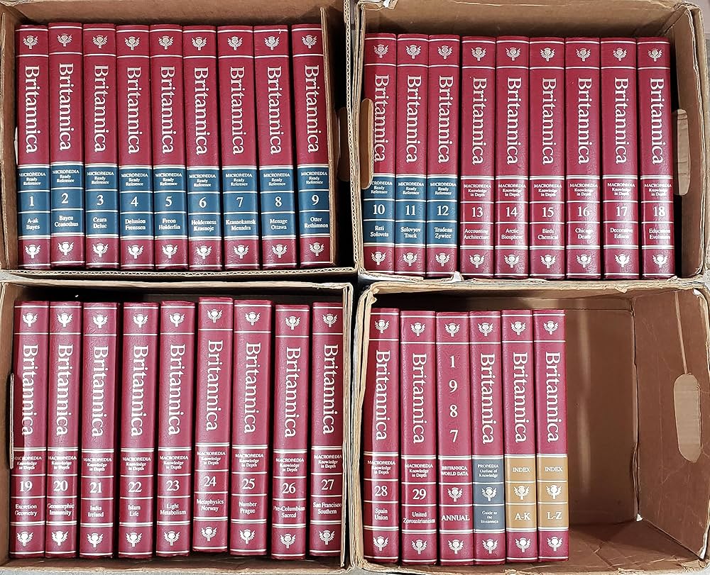 Encyclopaedia Britannica by - Amazon.ae